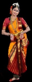 Deevatige -'Natyavatarana' 2nd half article photo of Dr.Shobha 1 (1)